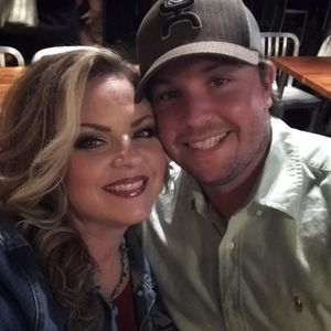 Meet your Posher, Casey